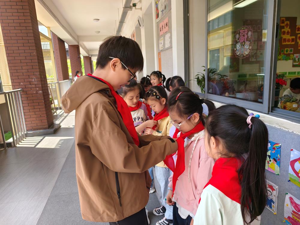 e640260aca5e47febe9caab81dad23d2.jpg e640260aca5e47febe9caab81dad23d2.jpg