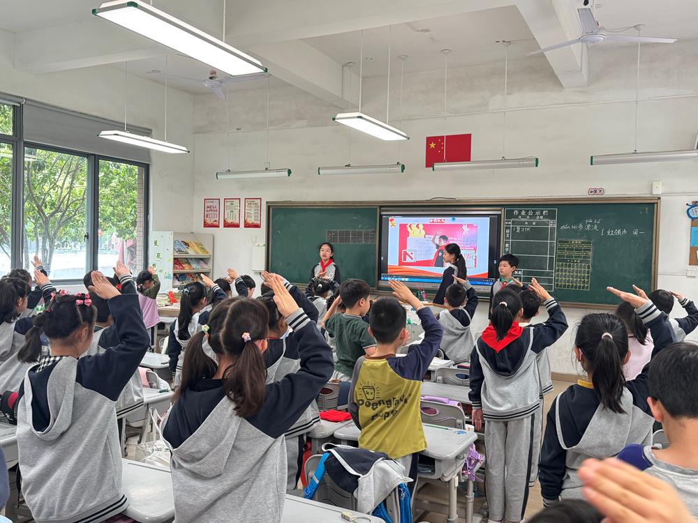 f40fecf7f87e4c048ecf6478d184f18d.jpg f40fecf7f87e4c048ecf6478d184f18d.jpg